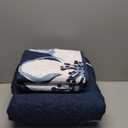 Luxudecor Floral Quilt Set Queen Size 3 Pieces Navy Blue Flower Bedspread with Pillow Shams Lightweight Soft Microfiber Bed Cover for All Seasons 96"x90"