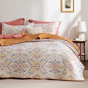 Bedsure Boho Quilt Set King - Reversible Orange Bohemian Quilt Bedding Set, 3 Pieces Lightweight Microfiber Bedspread, Damask Patterned Coverlet with 2 Pillow Shams for All Seasons (106"x96")