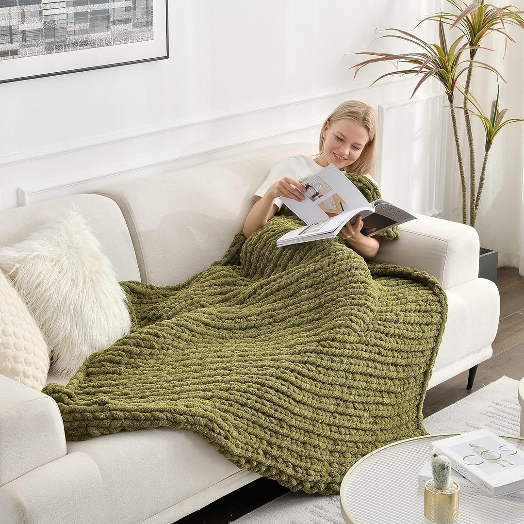 Maetoow Tighter Version Chenille Chunky Knit Blanket Throw 5060 Inch, Handmade Warm & Cozy Blanket Couch, Bed, Home Decor, Soft Fleece Blanket, Boho Thick Blankets and Giant Yarn Throws Olive Green