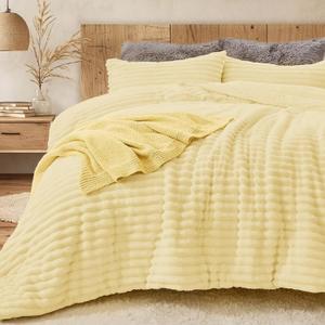 Sasttie Queen Comforter Set 3 Pieces - Super Soft Fleece Comforters Queen Size, 1 Luxury Warm Fuzzy Marshmallow Comforter with 2 Pillow Cases, Faux Fur Down Alternative Bedding Set, Light Yellow