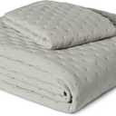 Amazon Basics Brushed Microfiber Quilt Set, Extra Soft with Natural Texture, 2-Piece,Twin/Twin XL, Grey