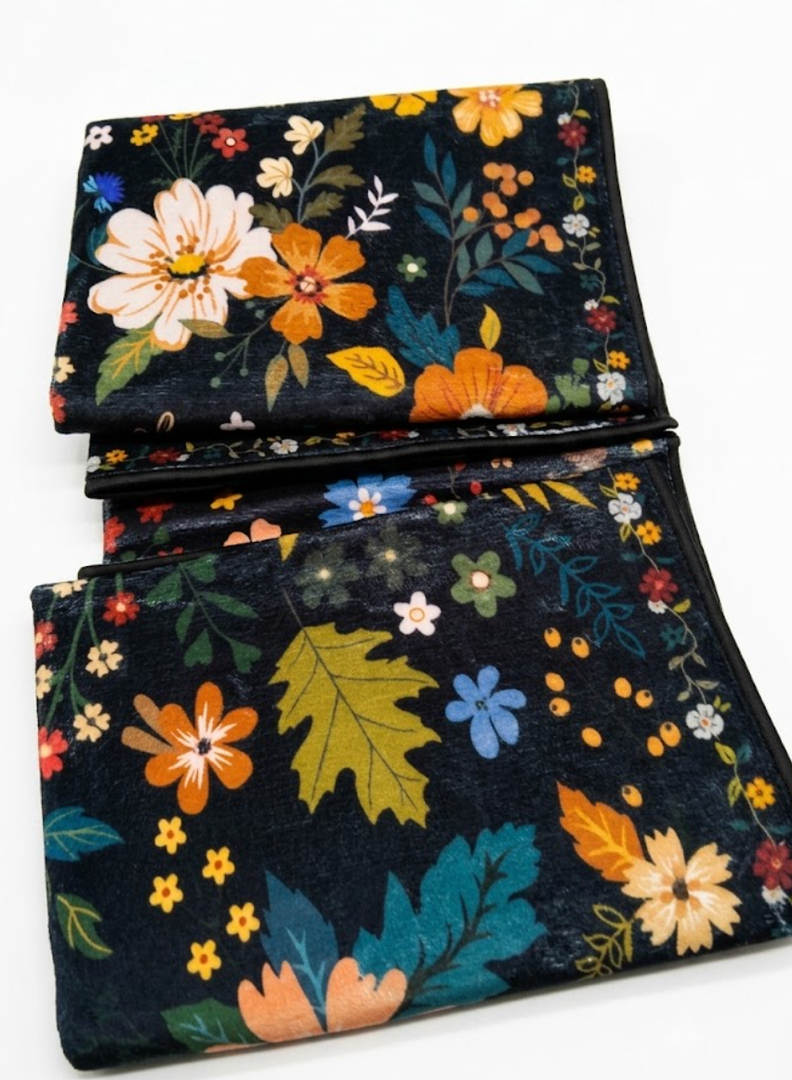 Rug Runners 2x6, Floral Washable Kitchen Rugs for Hallways Area Rugs, Non Slip Long Rug Low Pile Entrance Doormat, Flower Carpet for Kitchen, Entryway Indoor, Bedroom, Bathroom, Laundry, Black