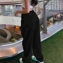 Mid Rise Cargo Jeans Women Elastic Waist Stretch Wide Leg Denim Pants with Pockets Baggy Streetwear Pants y2k (Black, M)