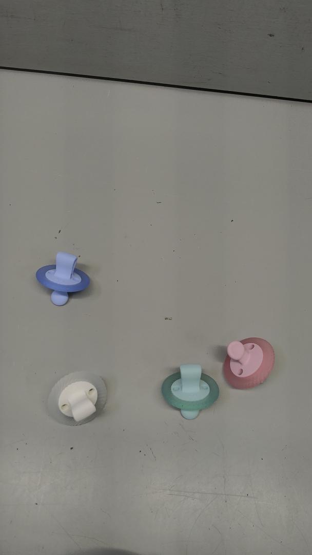 Nuk 4 PC pacifier