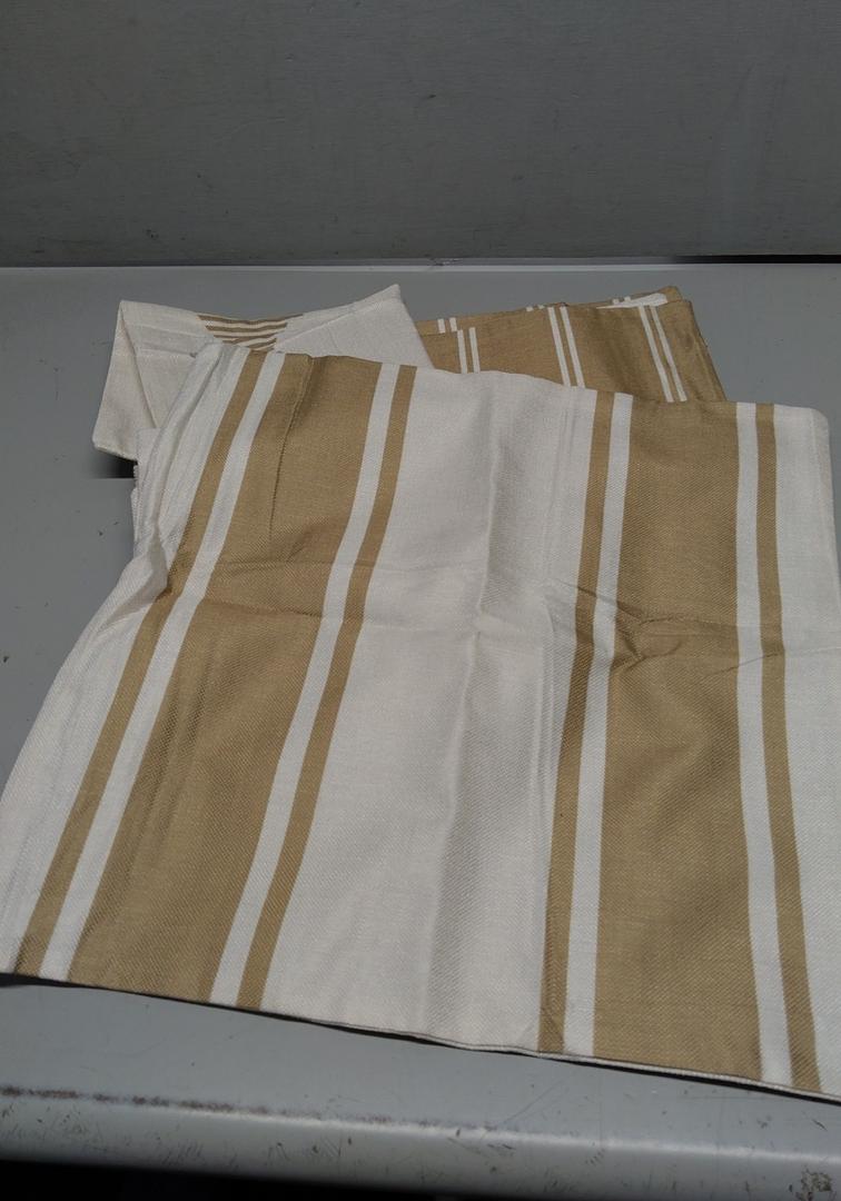 Pillow Cases 4 pcs, 15" x 15" in