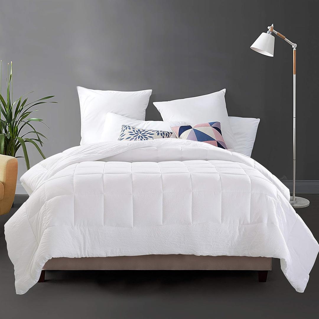 EVOLIVE All Season Pre Washed Soft Microfiber White Goose Down Alternative Comforter with Box Stitching (White, Twin)