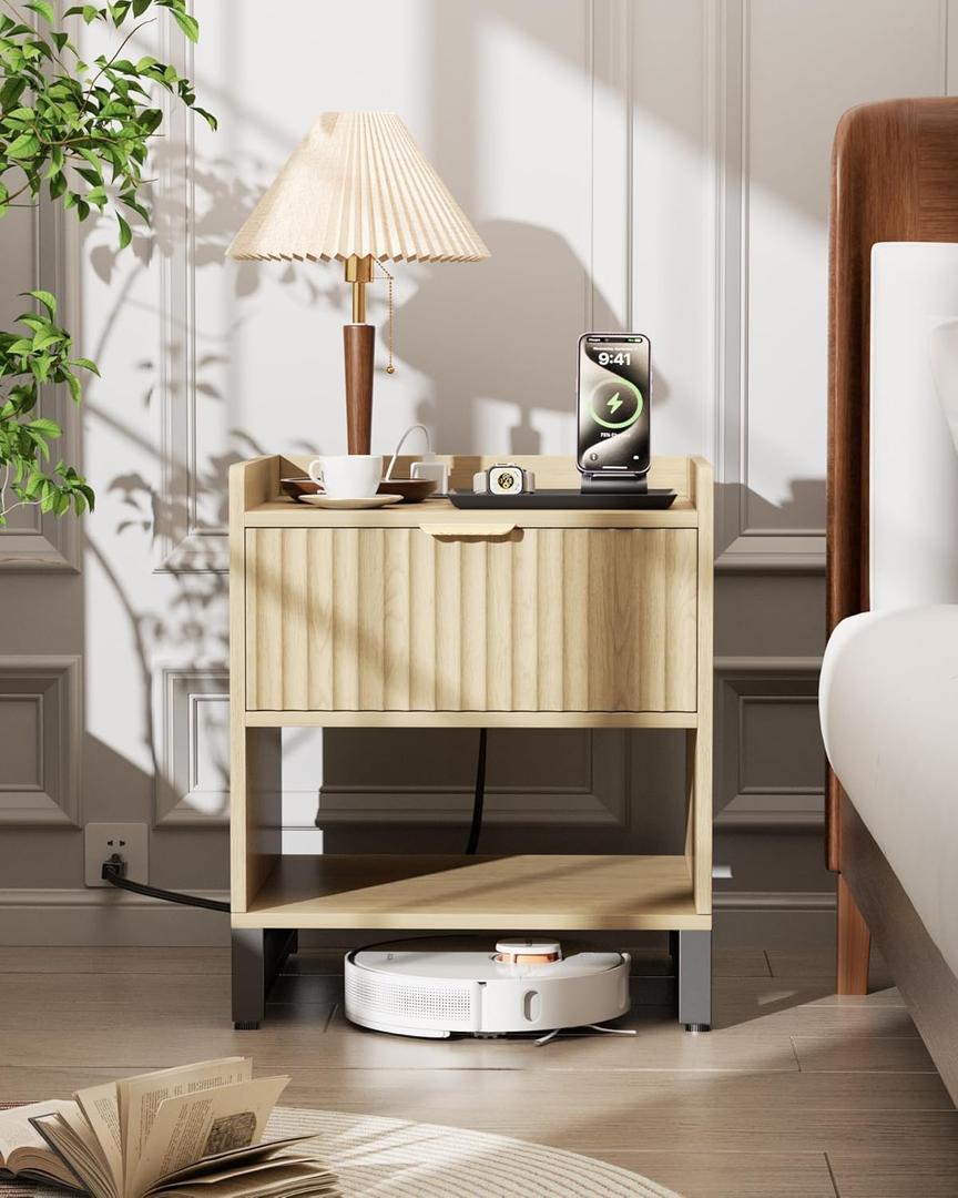 Fluted Night Stand with Charging Station, Wood Nightstand with Large Drawer and Open Storage Cabinet, Mid-Century Modern Bedside Table End Table for Bedroom Closet Office (C - Reclaimed Light Oak)