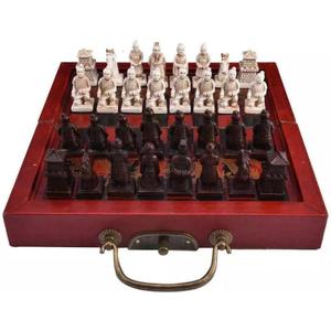 Retro Vintage Chinese Terracotta Warriors Chess Set Board Game Set Gift Friends Family 32 Chess Set Wood Table 3D Resin Chess