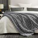 Cozy Bliss Faux Fur Throw Blanket for Couch, Fuzzy Soft Plush Thick Bubble Blanket for Sofa Bedroom Living Room, 60 * 80 Inches Light Grey, Twin