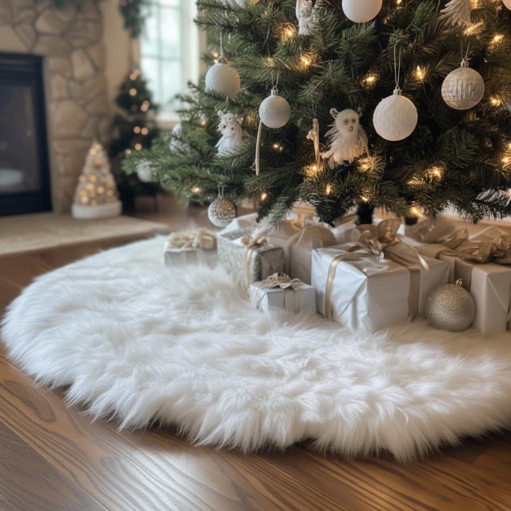 AISENO 30 White Faux Fur Christmas Tree Skirt, Luxury Plush Tree Base Cover for Holiday Party and Home Christmas Decor
