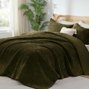 BEDELITE Velvet Quilt Set King Size, Luxury Velvet Comforter Bedding | Olive Green, Ultra Soft Oversized Bedspread Coverlet, Lightweight Quilted Bed Set for All Season, with 2 Pillow Shams