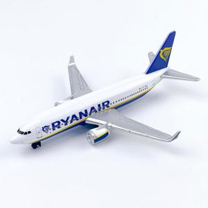 Airplane Model, Ryanair Aircraft Die-cast Metal Planes Suitable for Collection and Desktop Decor
