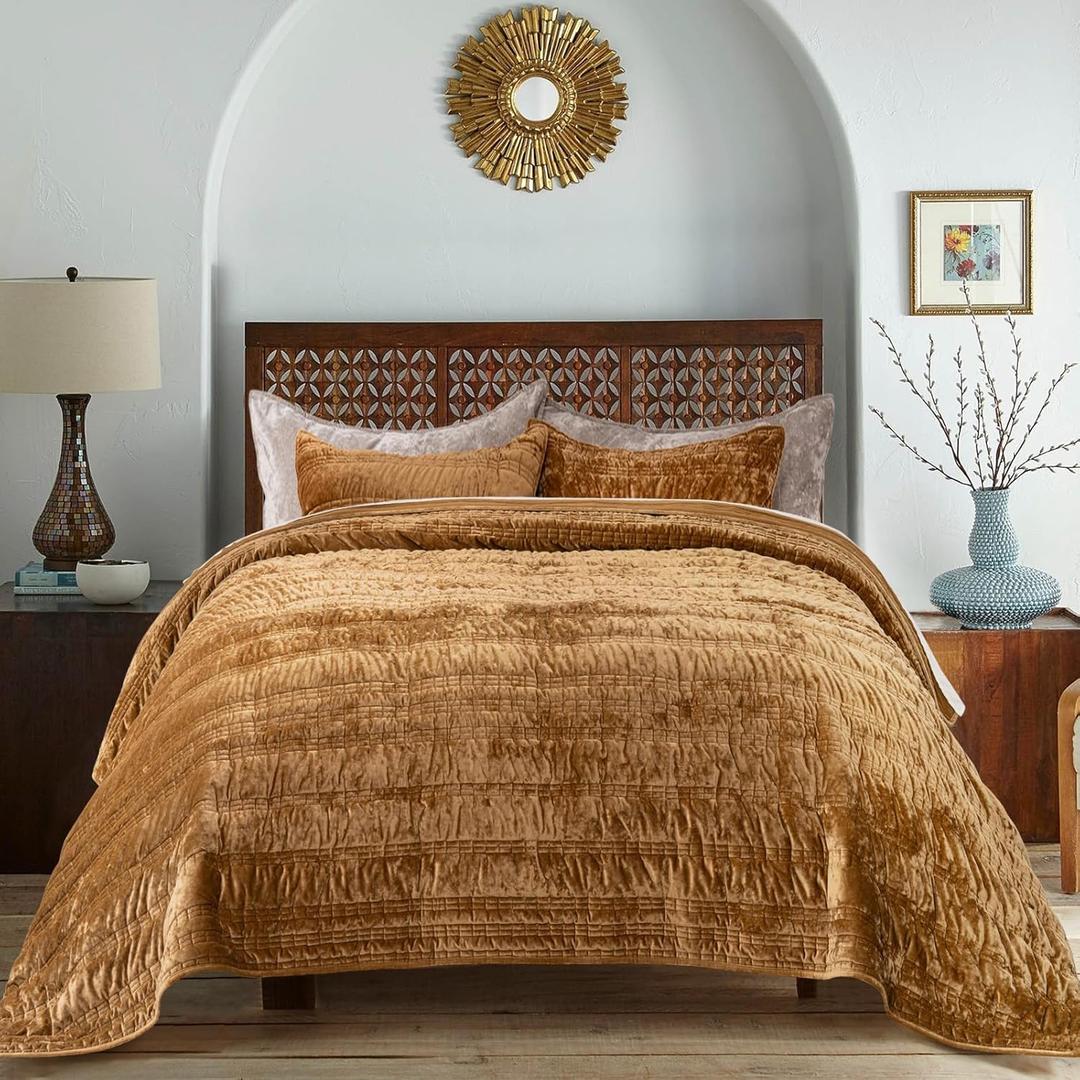 EVERGRACE Luxury Ruched Velvet Quilt Queen Size, Ultra Soft Bedspread Coverlet Set, Lightweight Velvet Comforter, Quilted Bedding Cover with 2 Matching Shams for All Season, Gold Yellow