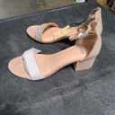 Madden Nyc Women's Illie City Sandal, Beige, Size 10