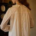 BEAUTELICATE Women Edwardian Shirt Petter Pan Collar Back Buttons Long Puff Sleeve Victorian Blouse (White, L)