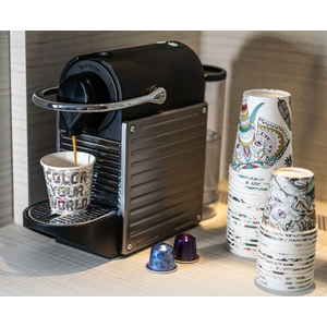 Art Kups [ 4 oz - Pack of 200 ] Small Disposable Cup For Bathrooms, Espresso Shots, & Mouthwash. Ideal for kids & ice cream, home & office