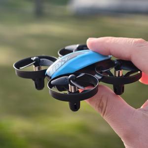 V995 Mini Drone for Kids and Beginners, Indoor Outdoor Quadcopter Plane for Boys Girls with 3D Flips,360° Rotation,Circle Fly,Auto Hover, Headless Mode and 3 Batteries,Gift for Boys and Girls, Blue