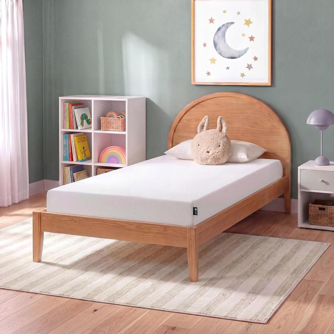 Zinus 5 Inch Twin Green Tea Memory Foam Mattress [New Version], Fiberglass Free, Medium Firm Feel, Zoned Pressure Relief, Certified Safe Foams & Fabric, Mattress in A Box