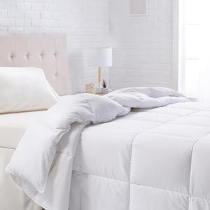 Amazon Basics White Down Alternative Comforter and Duvet Insert with Corner Tabs, Machine Washable, Full/Queen, All-Season