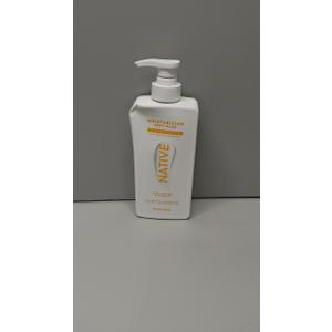 Native Moisturizing Body Wash Contains Naturally Derived Ingredients | For Women & Men, Sulfate, Paraben, & Dye Free Leaving Skin Soft and Hydrated | Shea Butter & Almond 18 oz