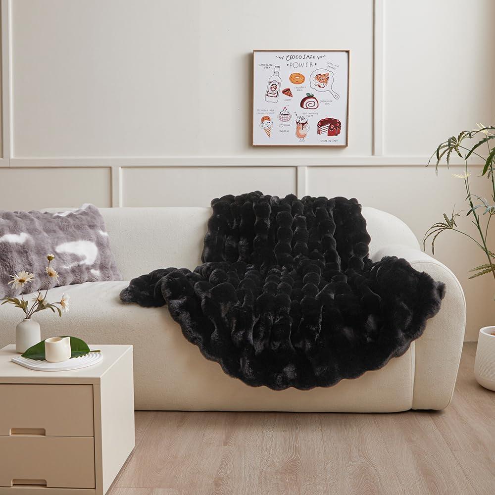 chovy Black Blanket for Couch - Bread Grid Rabbit Plush Soft Warm Blanket for Sofa Livingroom Bedroom Dorm Decor - 50x60 Inches
