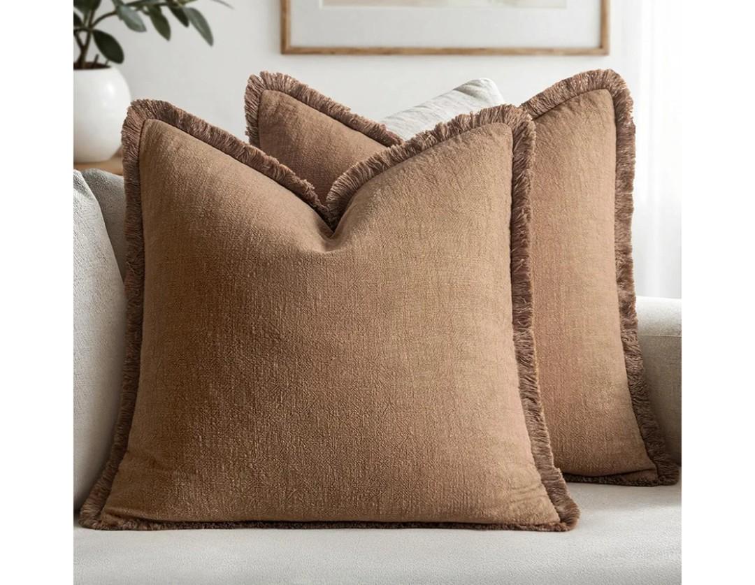 MIULEE Decorative Throw Pillow Covers Neutral Linen Fringe Throw Pillows Set of 2 Brown Boho Farmhouse Cushion Covers with Tassels for Couch Sofa Bed Living Room Spring Home Decor 20x20 Inch