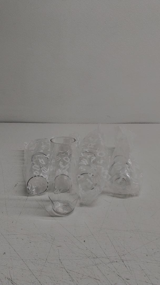 Versatile Plastic Serving Cups 8 Count Set for Wine Juice Ice Salad Stylish Easy to Clean for Parties