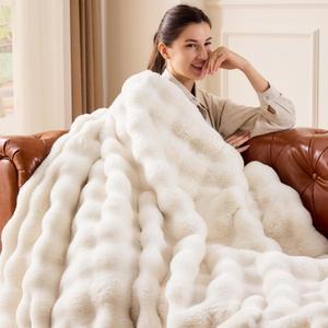 IFNOW Cozy Faux Rabbit Fur Bubble Blanket Queen Size,Cream,90"x90", 9090
