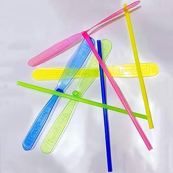 Hand Helicopter Spinner, 36 Pieces Plastic Propeller Flying Dragonfly Toy, Random Colors, Outdoor Party Favors for Kids