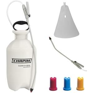 Chapin 25020 2-Gallon Clean 'N Seal Poly Deck Sprayer for Deck Cleaners and Transparent Stains and Sealers, 2-Gallon (1 Sprayer/Package)