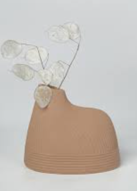 HD Designs Porcelain Vase, 7.9 in