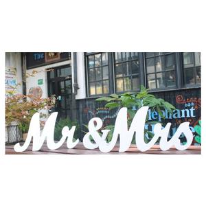Large White Wooden MR & MRS Wedding Sign for Beach Wedding Elegant Sweetheart and Reception Top Table Sign Decorative Letters for Wedding Shower