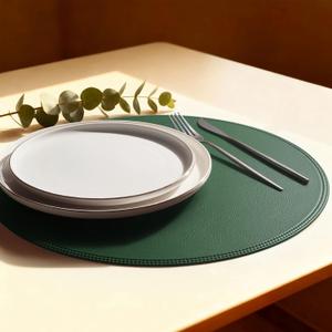 Round Vinyl Green Placemats Set of 6, Faux Leather Waterproof Wipeable Heat Resistant Place Mats, Washable Table Mats for Halloween, Thanksgiving & Christmas Dinner(Green)