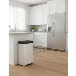 Garvee 21 gal / 80 L Metal Trash Can with Lid, Large Garbage Can for Kitchen, Rustproof Step-on Kitchen Metal Trash Bin with Liner Rim, Rear Handle, Soft Close Plastic Lid, Matte White