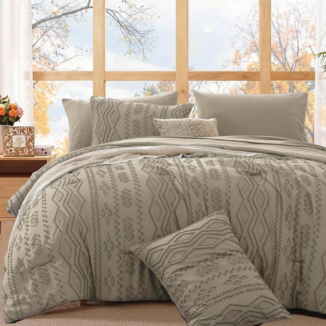 WRENSONGE Queen Comforter Set with Sheets - 7 Pieces Khaki Tufted Bed in a Bag Queen Shabby Chic Bedding Sets with 1 Comforter, 2 Sheets, 2 Pillowcases & 2 Shams