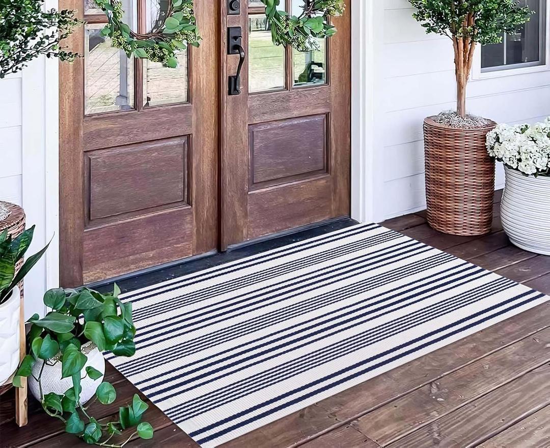 Blue and White Outdoor Rug 24'' x 51''Front Porch Rug Hand-Woven Machine Washable Indoor Layered Door Mats for Entryway/Bedroom