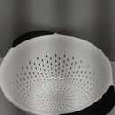 OXO Good Grips 3 QT Plastic Colander