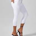 roswear Women's Capri Pants Mid Rise Skinny Ripped Stretchy Cropped Distressed Jeans (White, L)