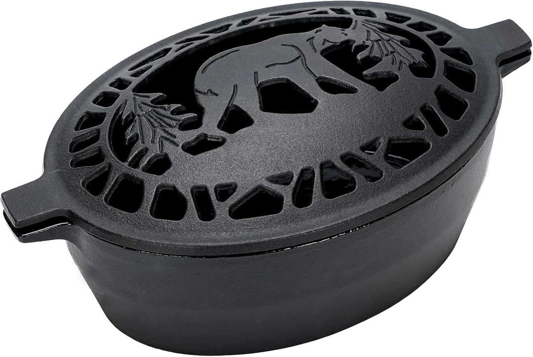 Wood Stove Steamer 2.5 Quart, Wood Stove Humidifier with Decorative Bear Pattern, Cast Iron Steamer for Wood Stove Rust Resistant Matte Black