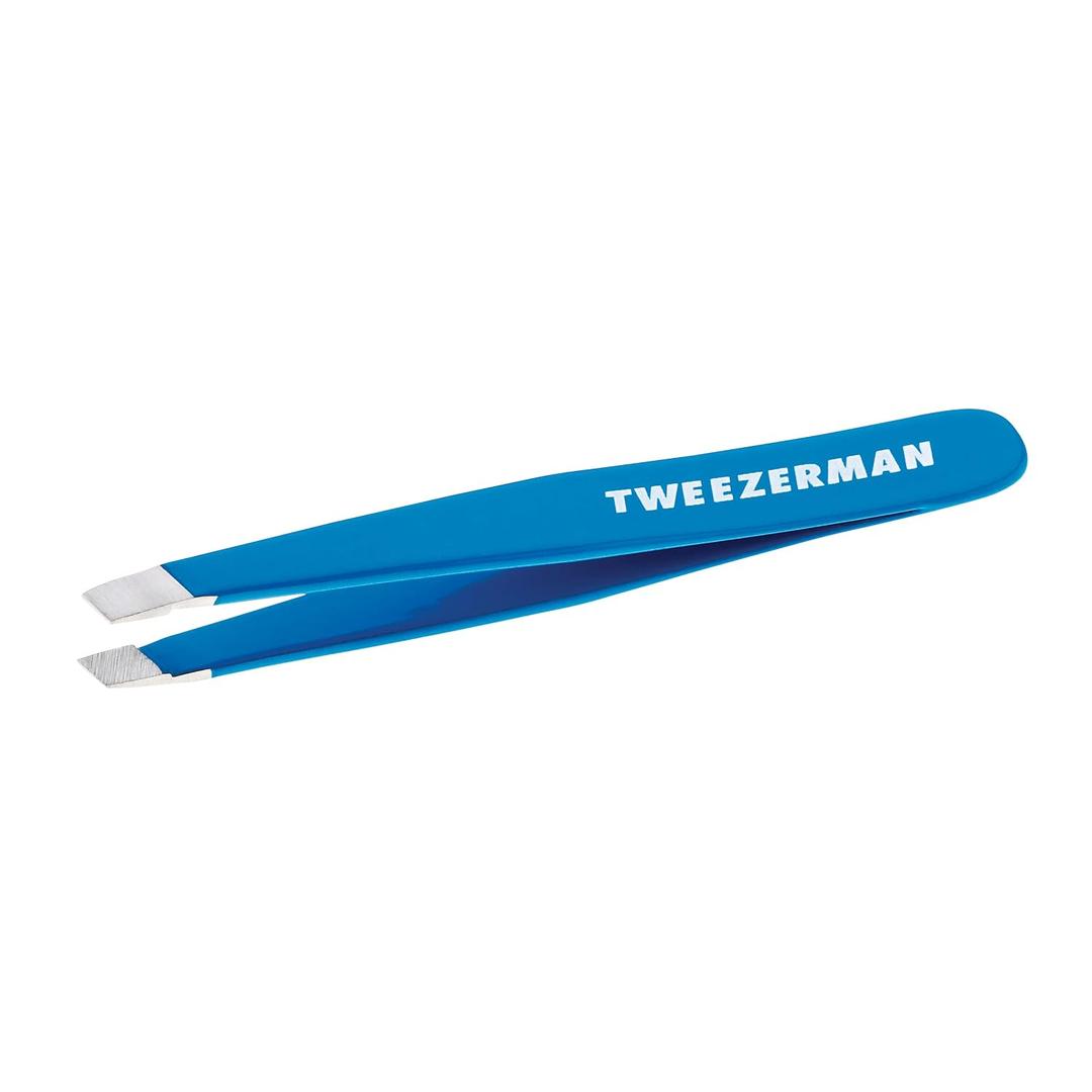 Tweezerman Mini Slant Travel Tweezers for Eyebrows, Travel Tweezers for Eyebrows, Facial Hair (Bahama Blue)