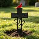 Personalized Memorial Plaques for Outdoors Cardinals In Loving Memory Grave Marker Metal Garden Stakes, Sympathy Gifts for Loss of Loved One Cemetery Remembrance Graveyard Decorations 1PCS