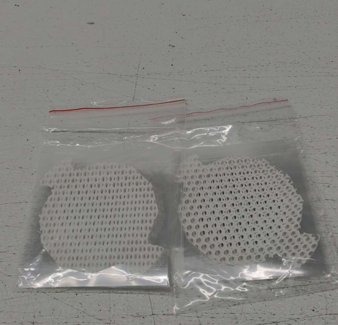 INVIHUG,25 Pack, Disposable Shower Drain Hair Catcher Mesh Stickers,Disposable Hair Drain Catcher. (White) (3.5inch-25)