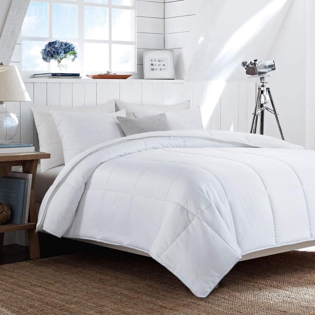HOMBYS Lightweight Cooling Comforter King Size,100% Rayon Derived from Bamboo Shell Down Alternative Duvet Insert,White Soft Summer Comforter for Hot Sleepers,8 Corner Tabs (106x90)
