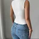 SOLY HUX Women's Tank Tops 3D Floral Square Neck Sleeveless Summer Going Out Crop Top (Beige, S)