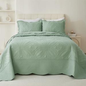 Cmfshape Oversize King Bedspread 120"x120",3 Piece California King Quilt,Lightweight Green Quilt Set for All Season,Modern Coin Pattern Bedding Set