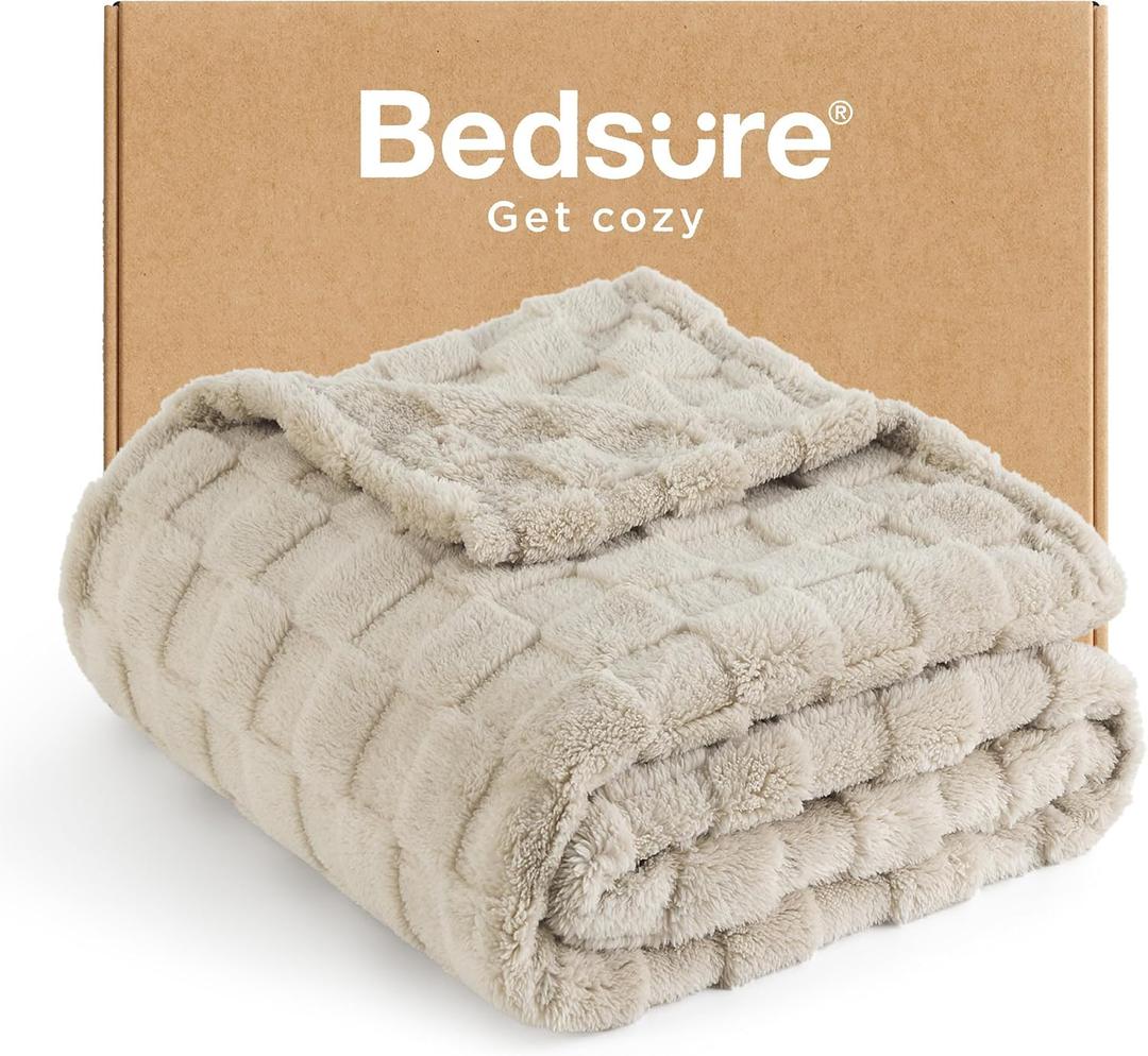 Bedsure GentleSoft Neutral Throw Blanket for Couch - Checkered Fleece Blankets Gifts for Women Men Girls, Cute Soft Cozy Throw for Bedroom Home Decor Gifts