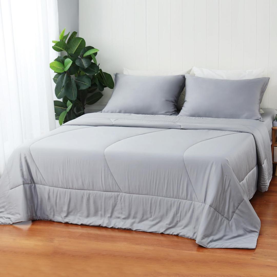 Bamboo Viscose Summer Comforter/Blanket King Size- Ultra Soft & Breathable Comfort - Perfect Medium Weight for Snuggling Without Overheating - Stay Cool & Cozy All Night