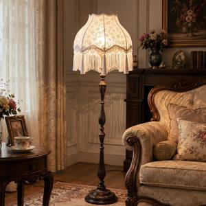 VIHOSE Victorian Floral Scallop Lamp Shade Large 7.5" Top x 15.8" Bottom x 15 "High Cream White Replacement Lamp Shade with Tassels and Fringe Finial Fit Bell Shape Scallop Fringe Embroidery
