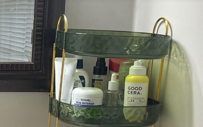 COMVTUPY 360° Rotating Makeup Organizer - Large Capacity Makeup Skincare Perfume Organizer Bathroom Organizer for Countertop Green 2 Tier