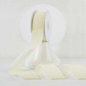 MEEDEE Ivory Velvet Ribbon 1-1/2 Inch Single Face Nylon Velvet Ribbon 10 Yards Spool Cream Ribbons for Christmas Tree, Gift Wrappig, Rustic Wreath, Velvet Bow, Hair Bows Making, Home Decor